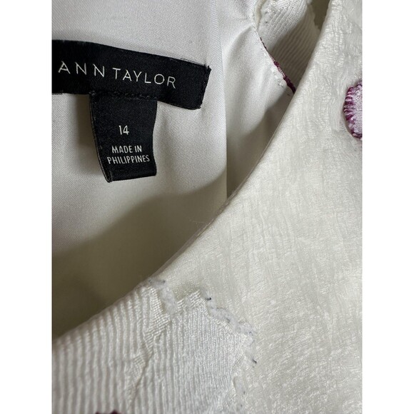 Ann Taylor Dress Womens 14 Ivory Purple Floral Jacquard Sleeveless Sheath Lined - Picture 3 of 5